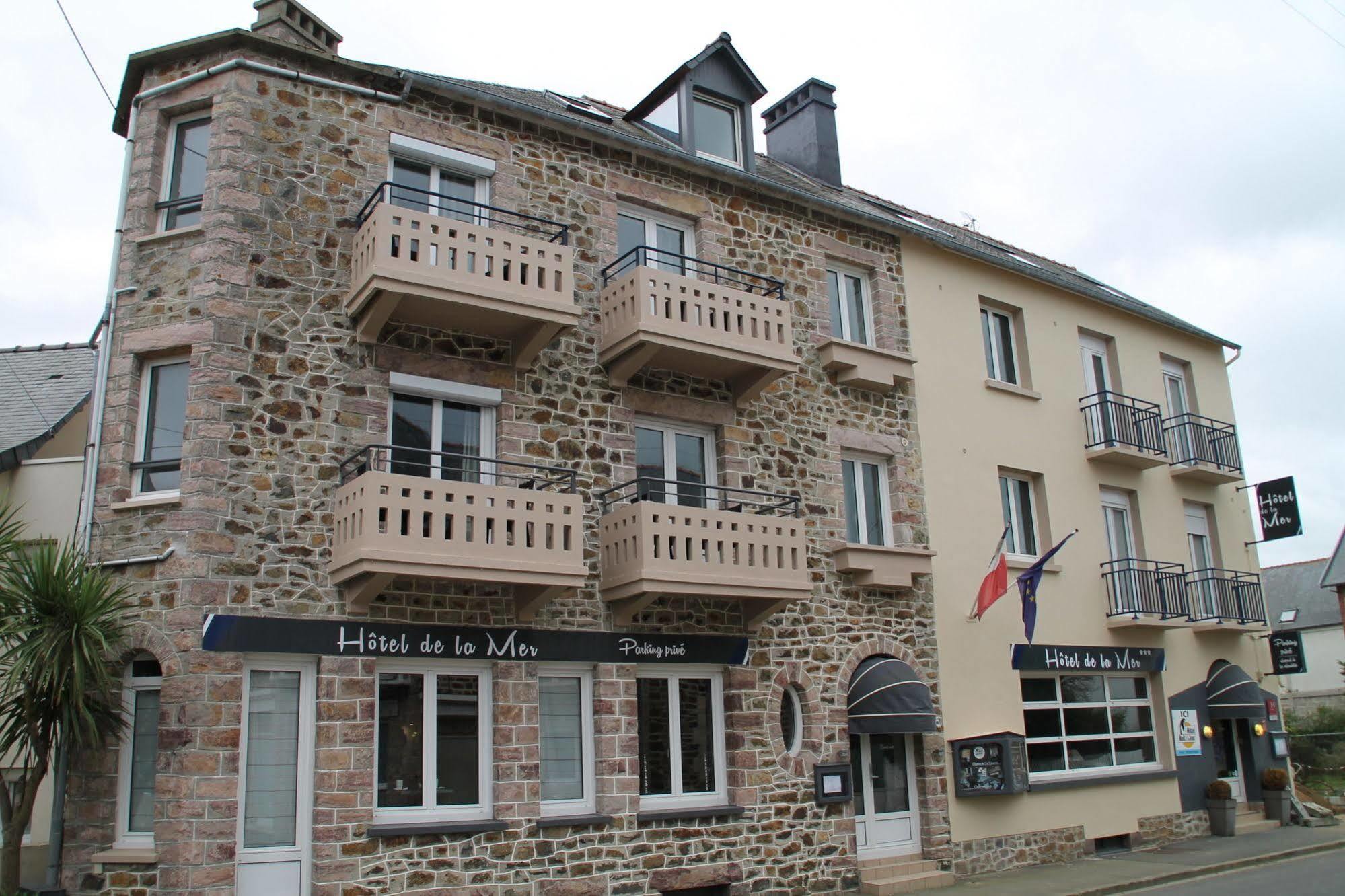Hotel De La Mer Pleneuf-Val-Andre Exterior photo